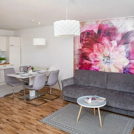 Moor 12 Apartment *